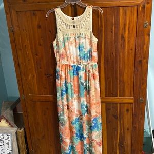 Flowered Lily Rose Maxi Dress